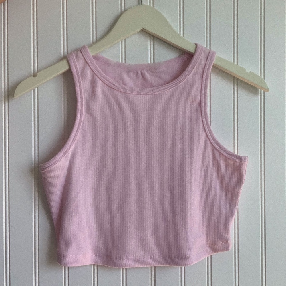 Perfect Pink Tank Top: Brandy Melville-ESQUE style